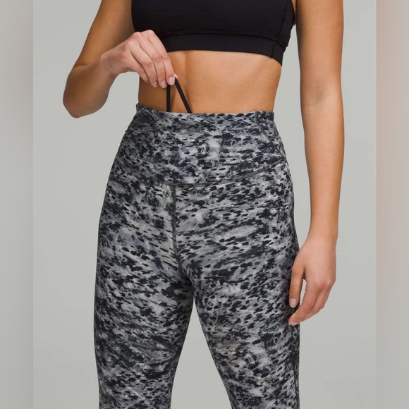 Lululemon NWOT Base Pace High-Rise Tight sz 4 Estuary Grey Multi - Picture 4 of 11